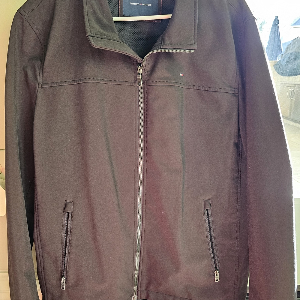 Tommy Hilfiger Men's Black Soft Shell Black Jacket In Large.